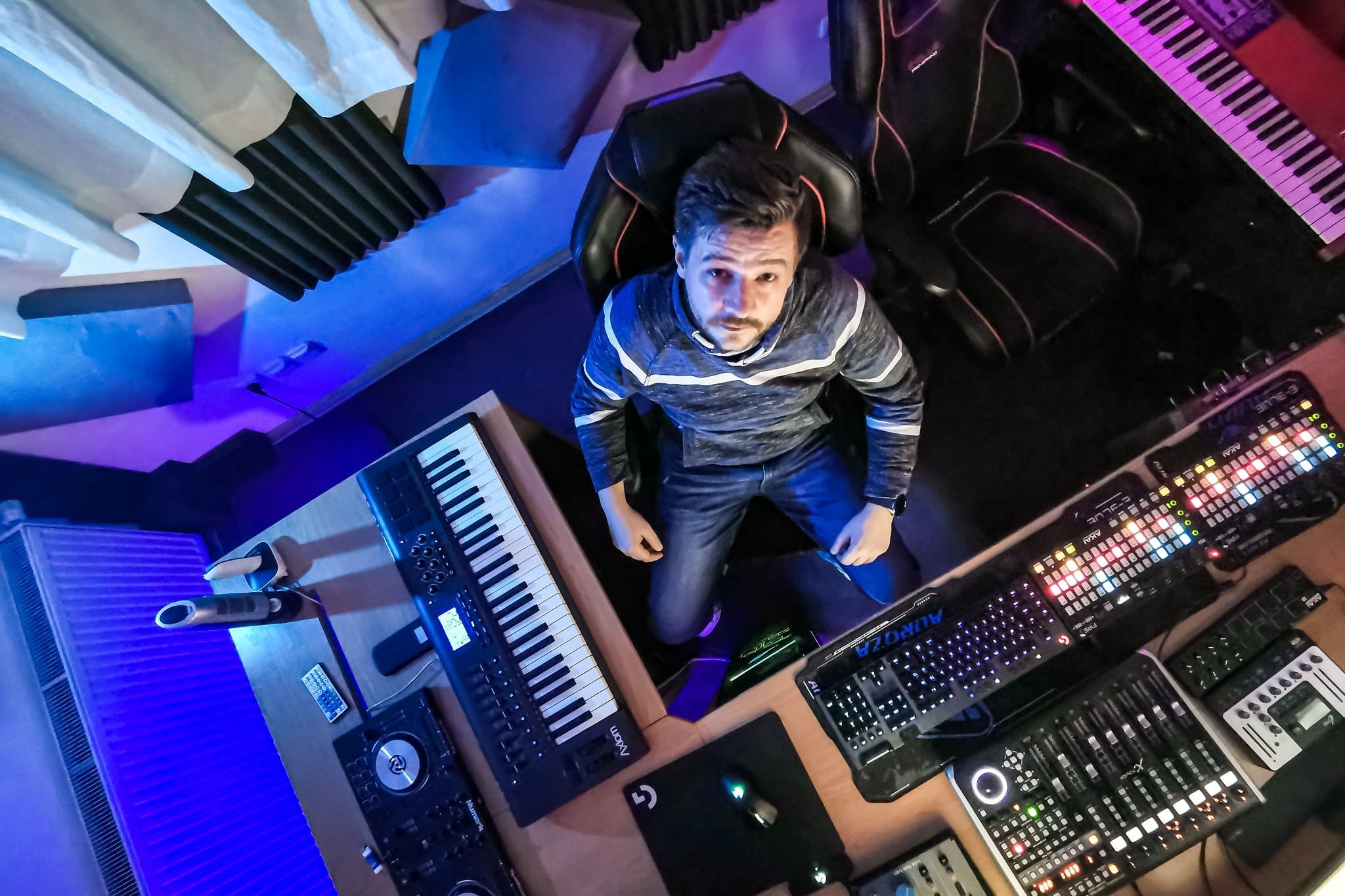 Karlo Ćurić, music producer Slavebell in the studio – founder of Atomic Beats - Beats With Hooks
